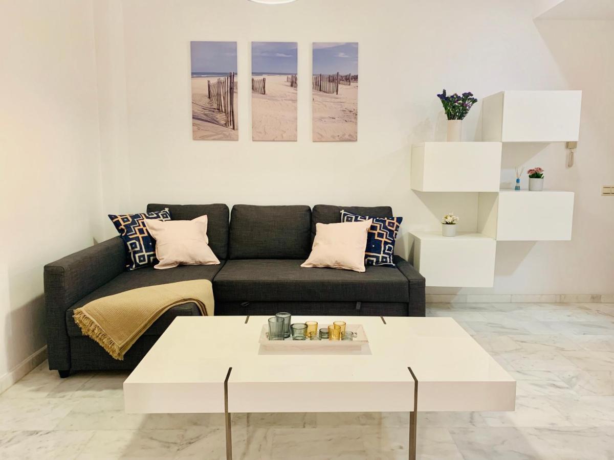 Homely Malaga Parras Con Terraza Interior Y Parking Privado Bajo Suplemento エクステリア 写真