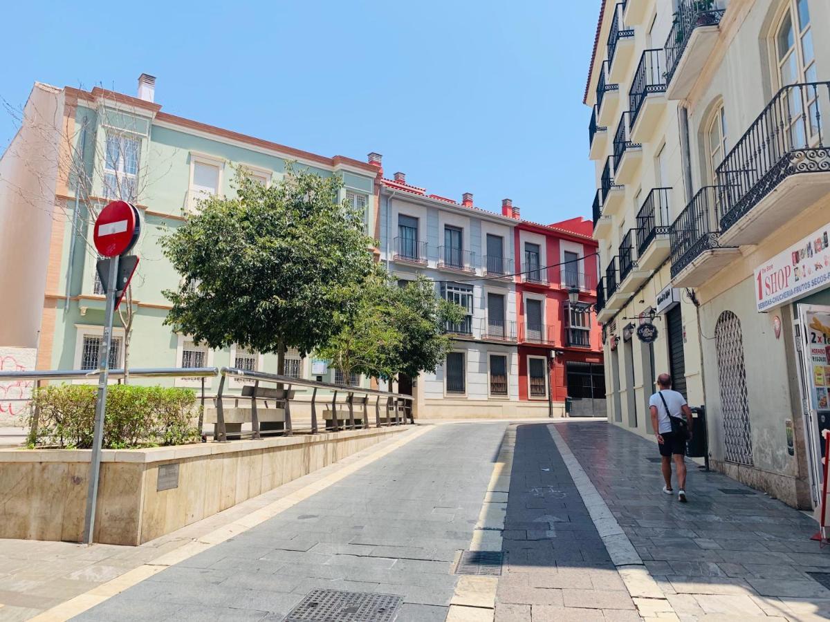 Homely Malaga Parras Con Terraza Interior Y Parking Privado Bajo Suplemento エクステリア 写真
