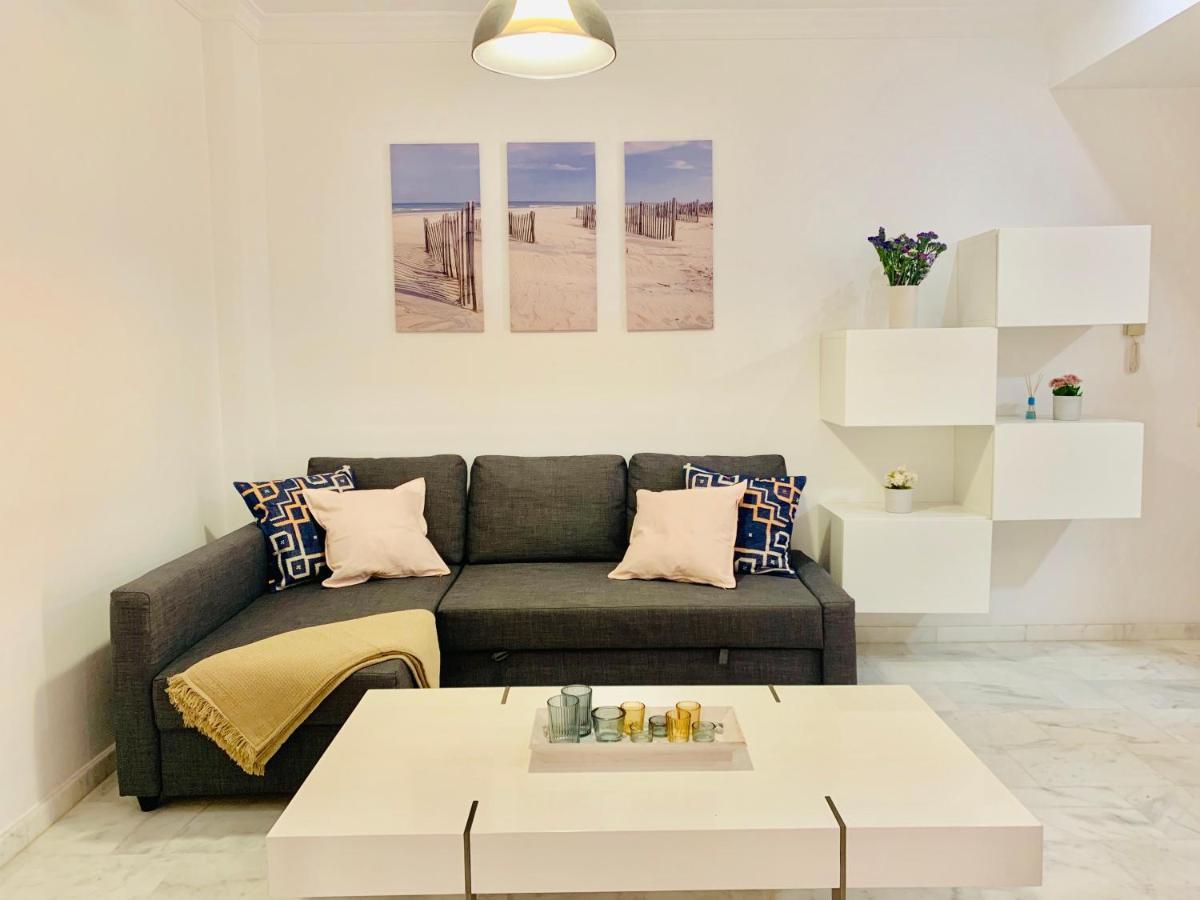 Homely Malaga Parras Con Terraza Interior Y Parking Privado Bajo Suplemento エクステリア 写真