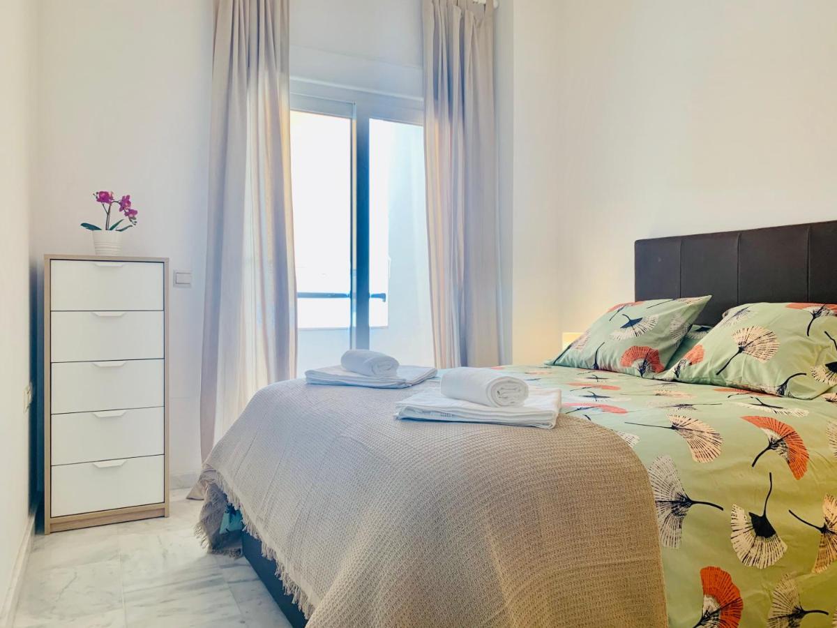 Homely Malaga Parras Con Terraza Interior Y Parking Privado Bajo Suplemento エクステリア 写真