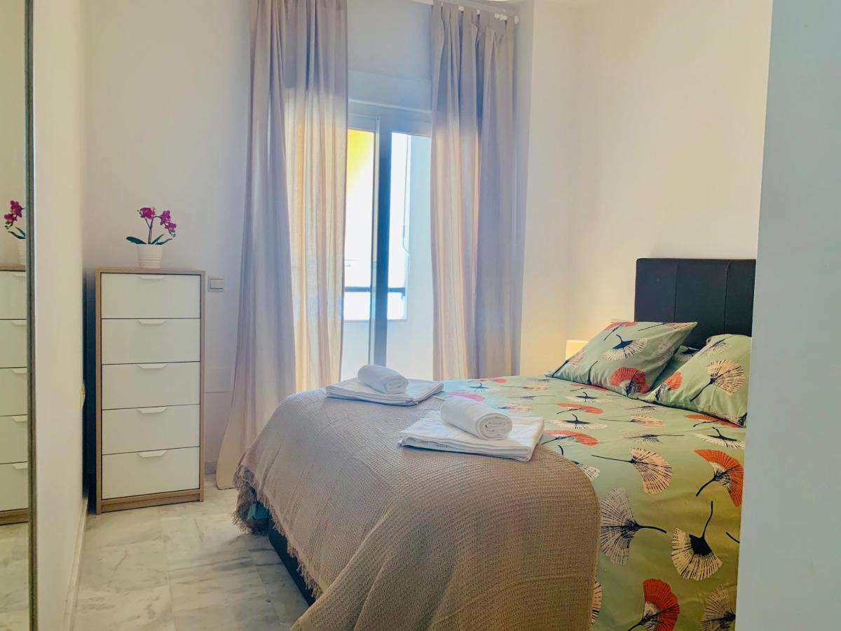 Homely Malaga Parras Con Terraza Interior Y Parking Privado Bajo Suplemento エクステリア 写真